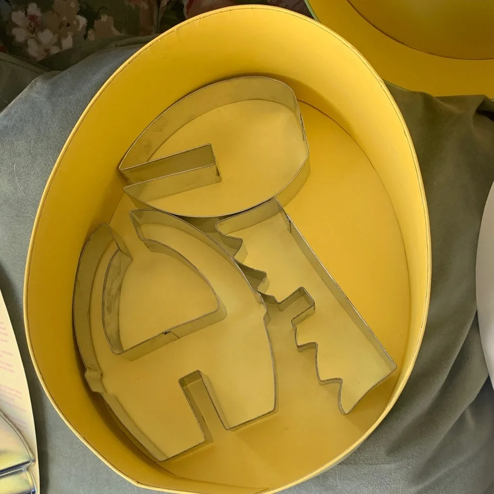 Williams Sonoma Happy Easter Cookie Cutter Set